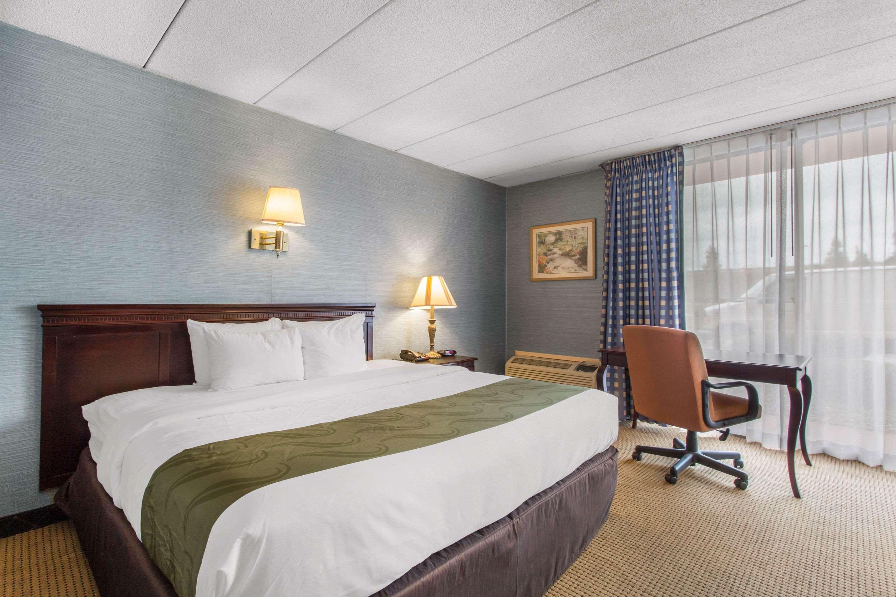 Quality Inn Уест Спрингфийлд Екстериор снимка