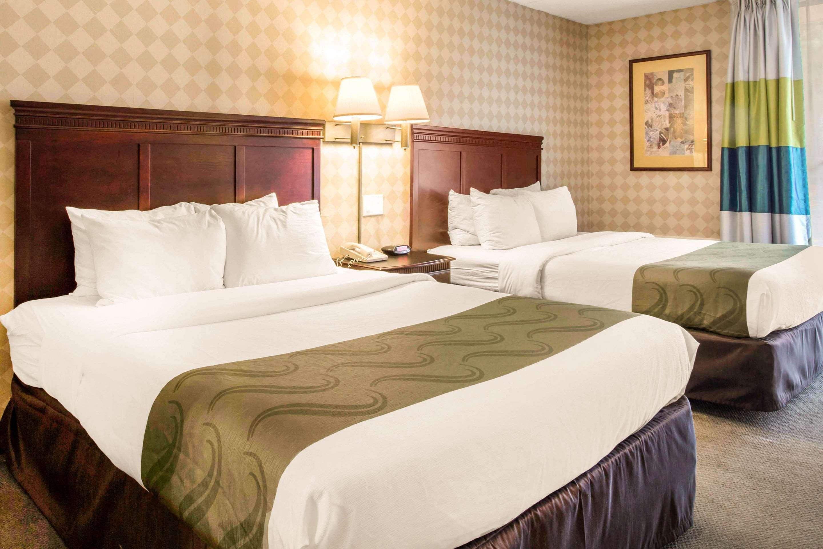 Quality Inn Уест Спрингфийлд Екстериор снимка