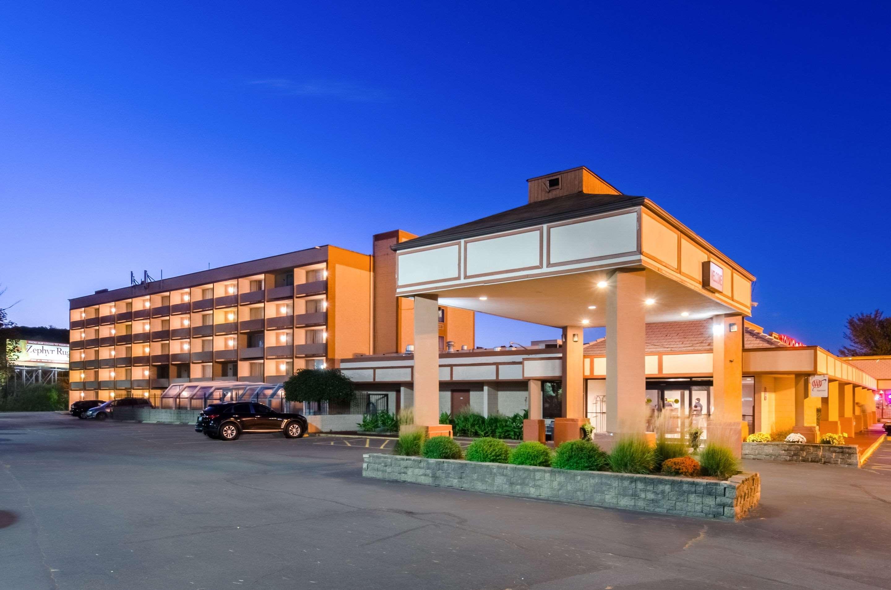 Quality Inn Уест Спрингфийлд Екстериор снимка