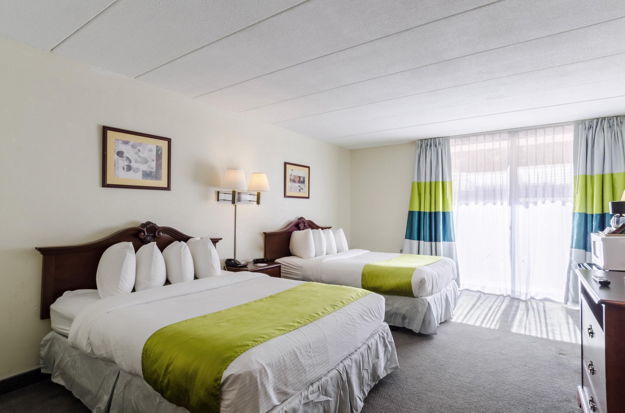 Quality Inn Уест Спрингфийлд Екстериор снимка