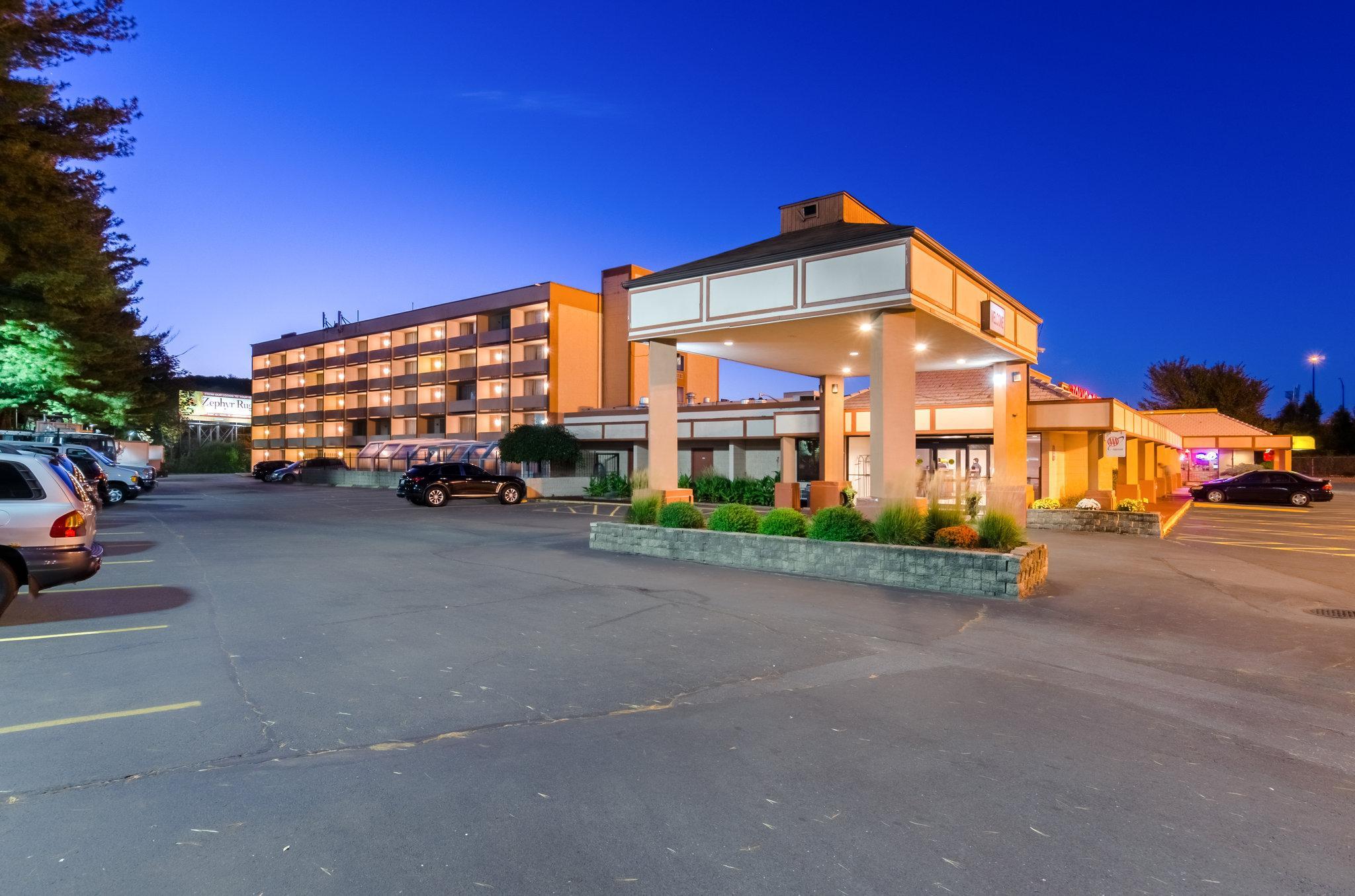 Quality Inn Уест Спрингфийлд Екстериор снимка
