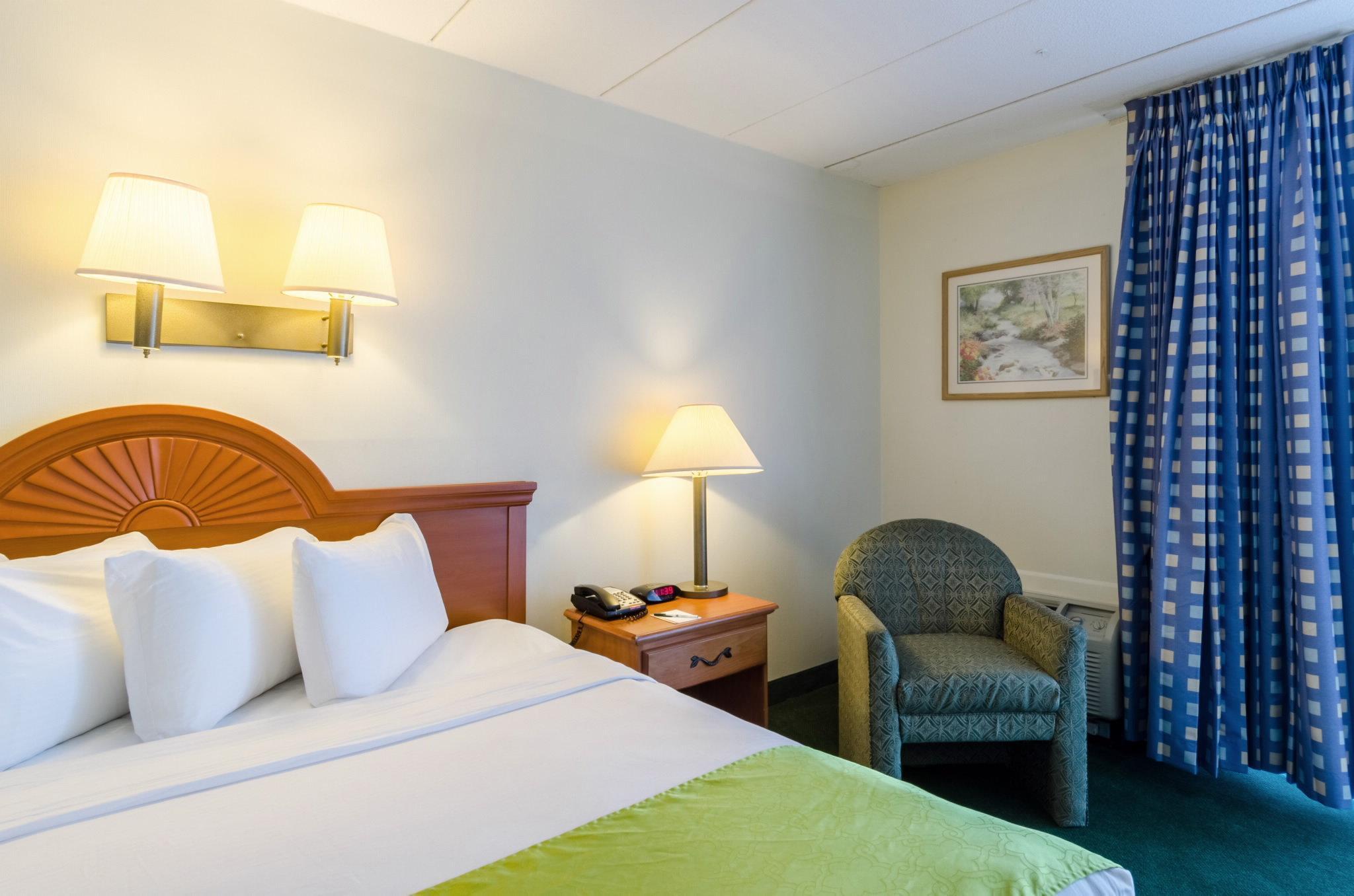 Quality Inn Уест Спрингфийлд Екстериор снимка