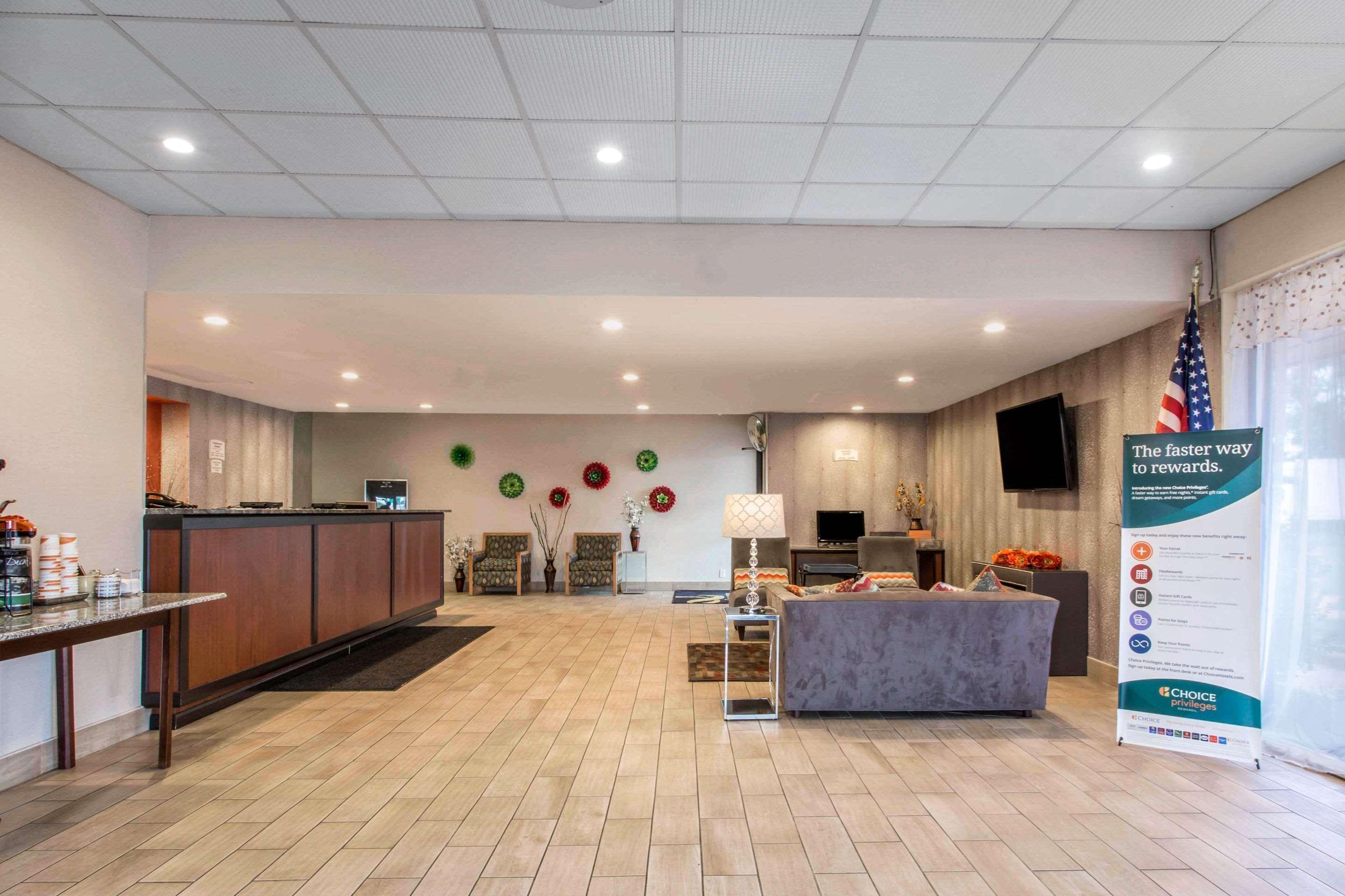 Quality Inn Уест Спрингфийлд Екстериор снимка