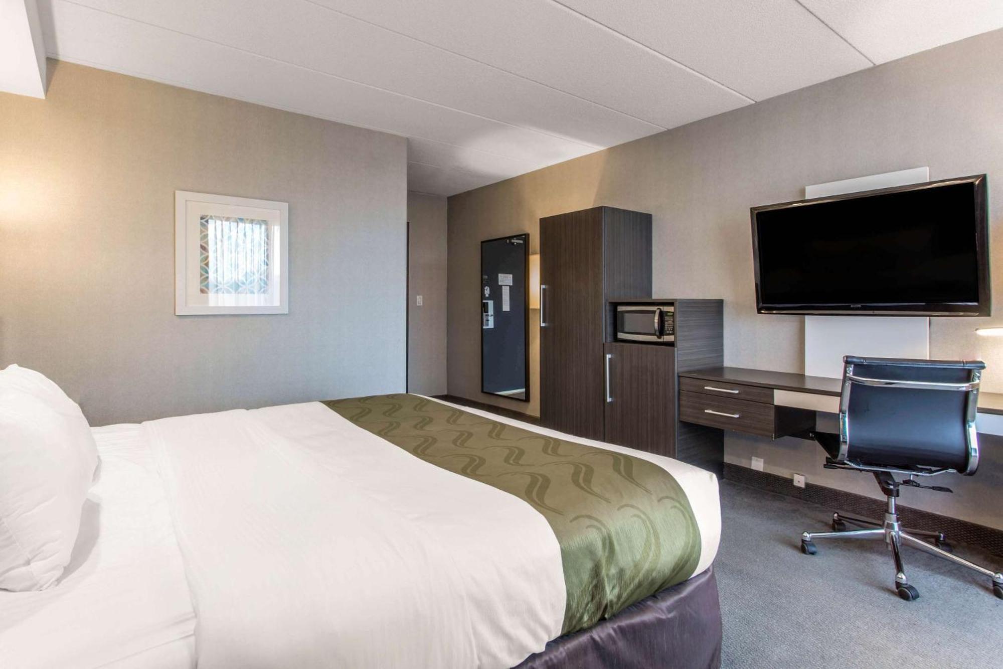 Quality Inn Уест Спрингфийлд Екстериор снимка